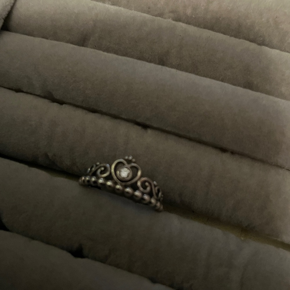 Pandora Princess Tiara Crown Ring.